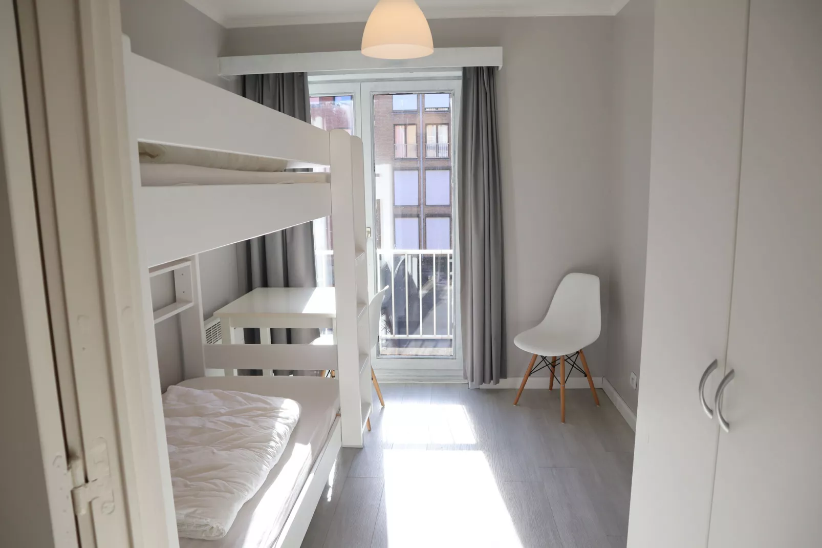 DE WARANDE VII-Bedroom