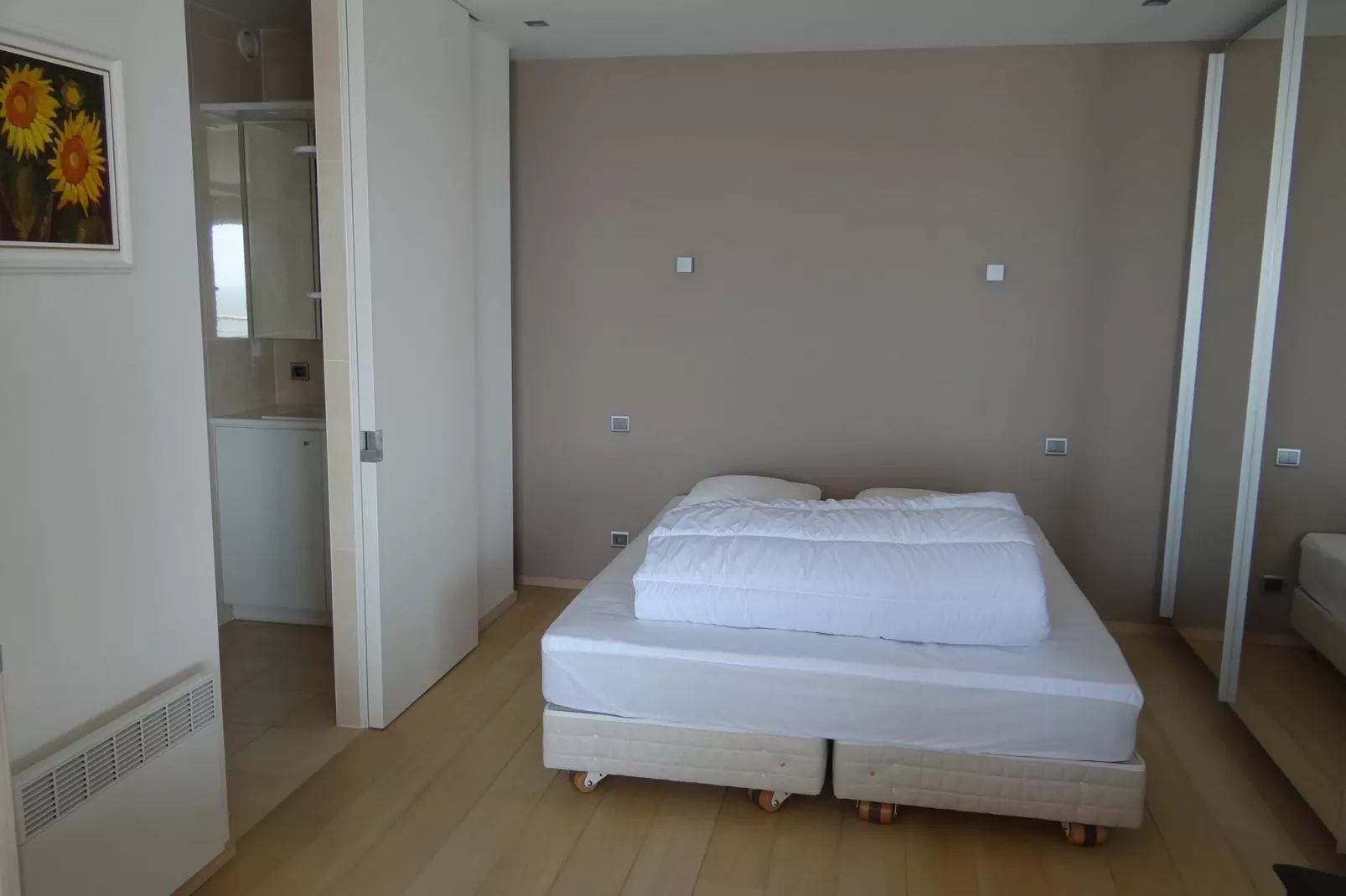 SEASIGHT BC C1401GAR-Bedroom