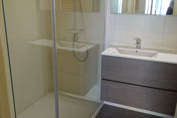 DOCKSIDE 0303-Bathroom