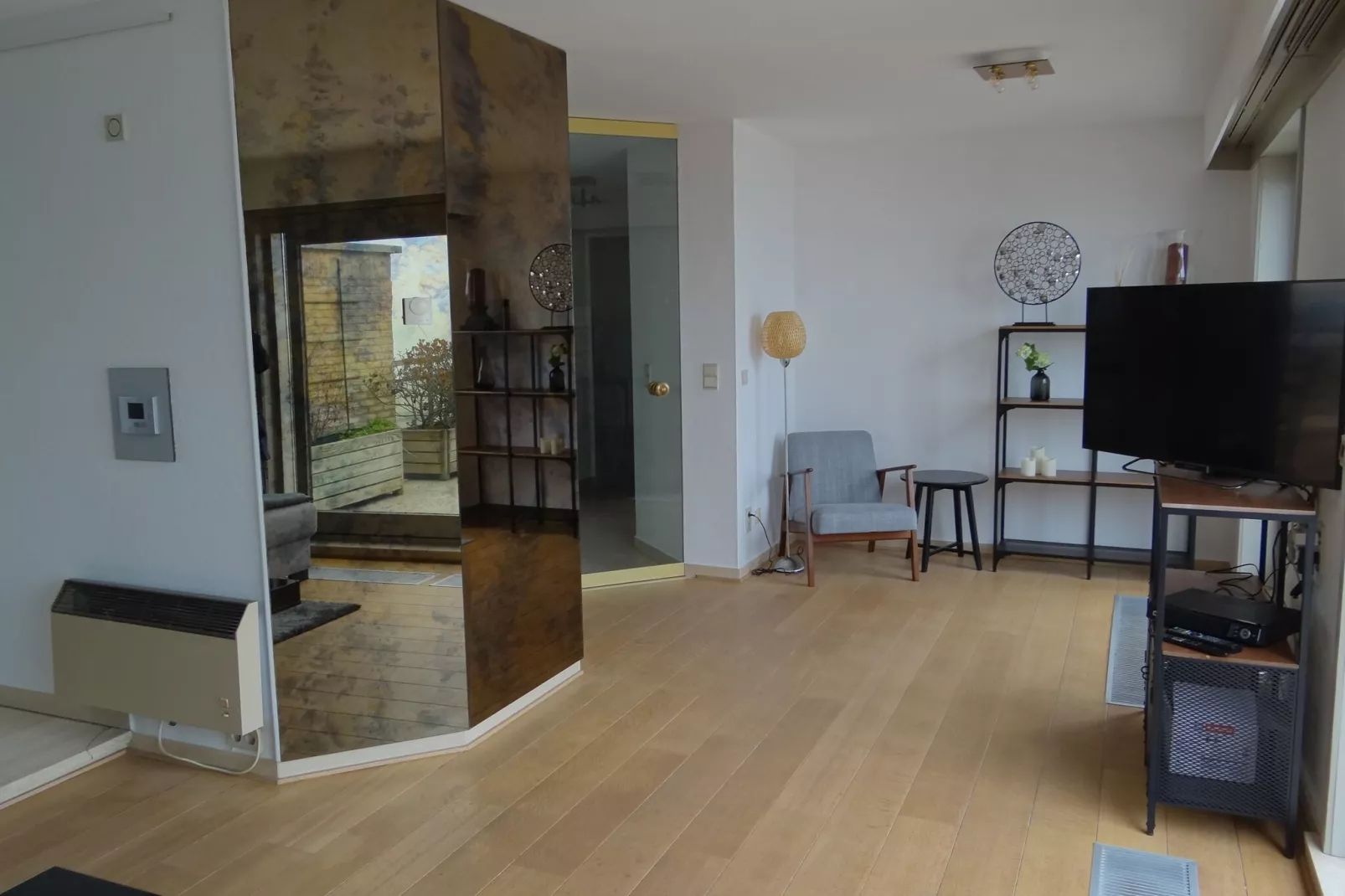 TIJL A 0901GAR-Living room