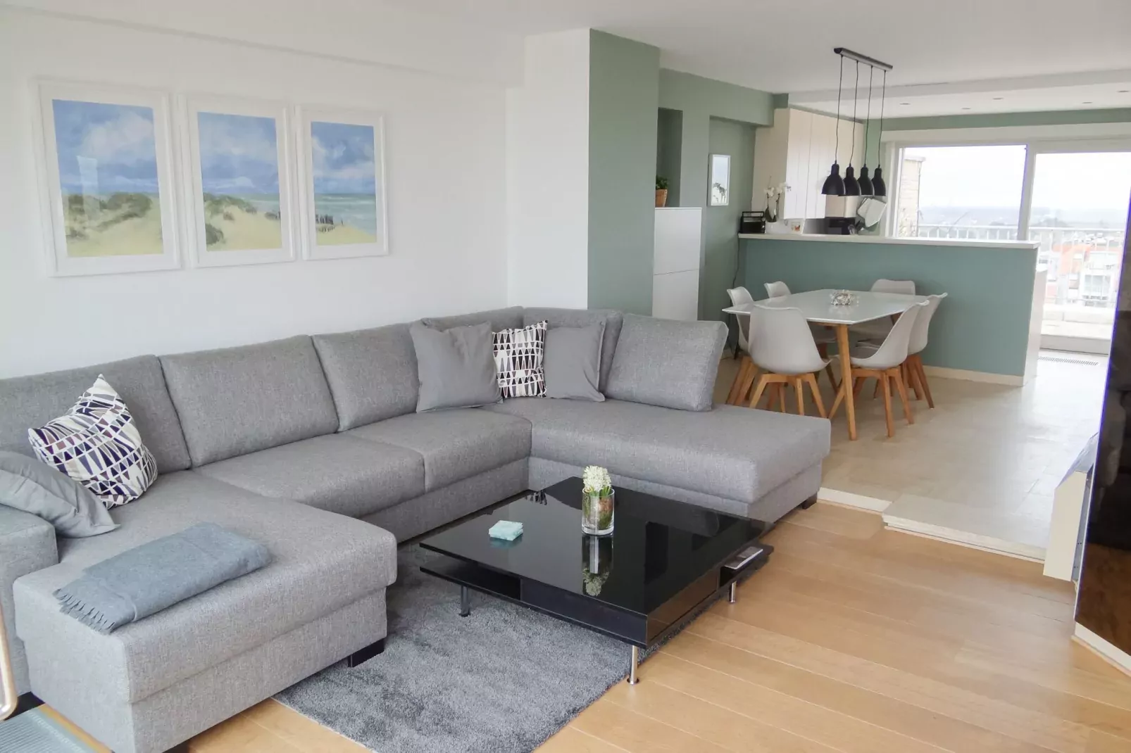 TIJL A 0901GAR-Living room