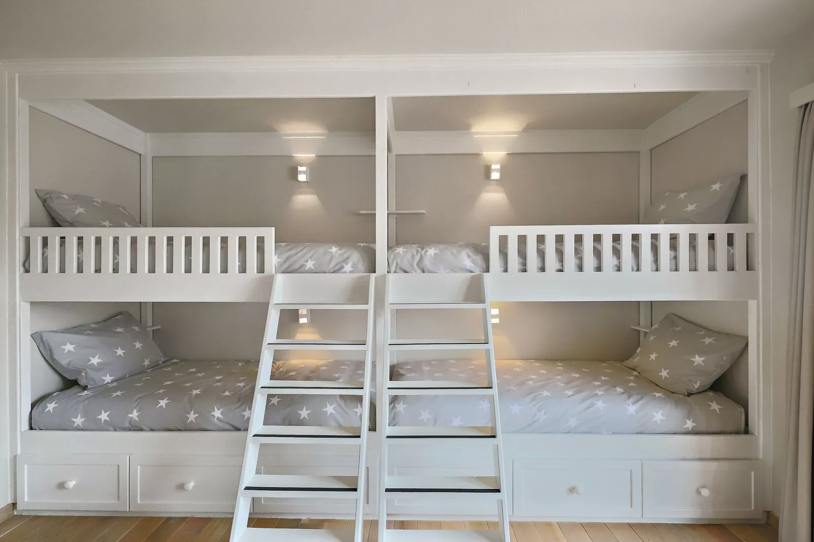 LITTORAAL 402-Bedroom