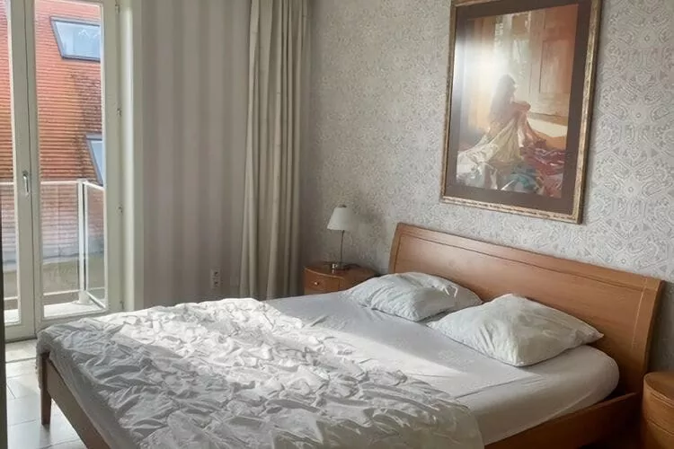 NEPTUNE60 0601GAR-Bedroom