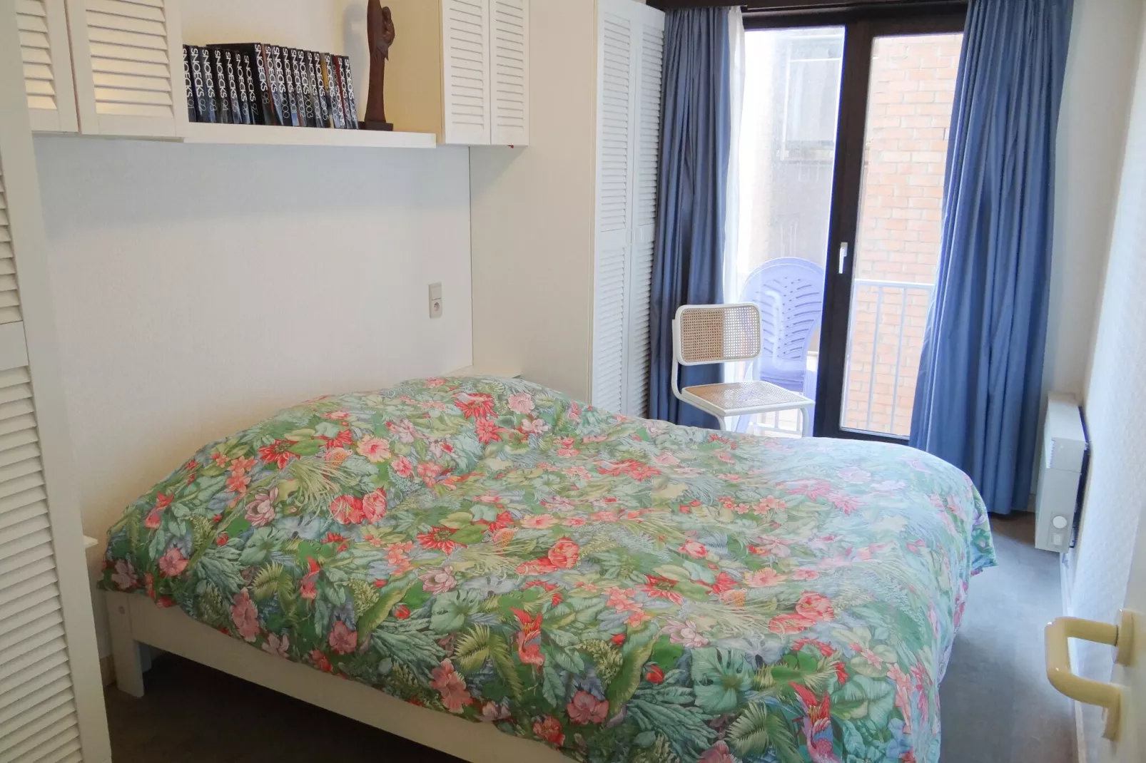 ZEEMEERMIN 502-Bedroom