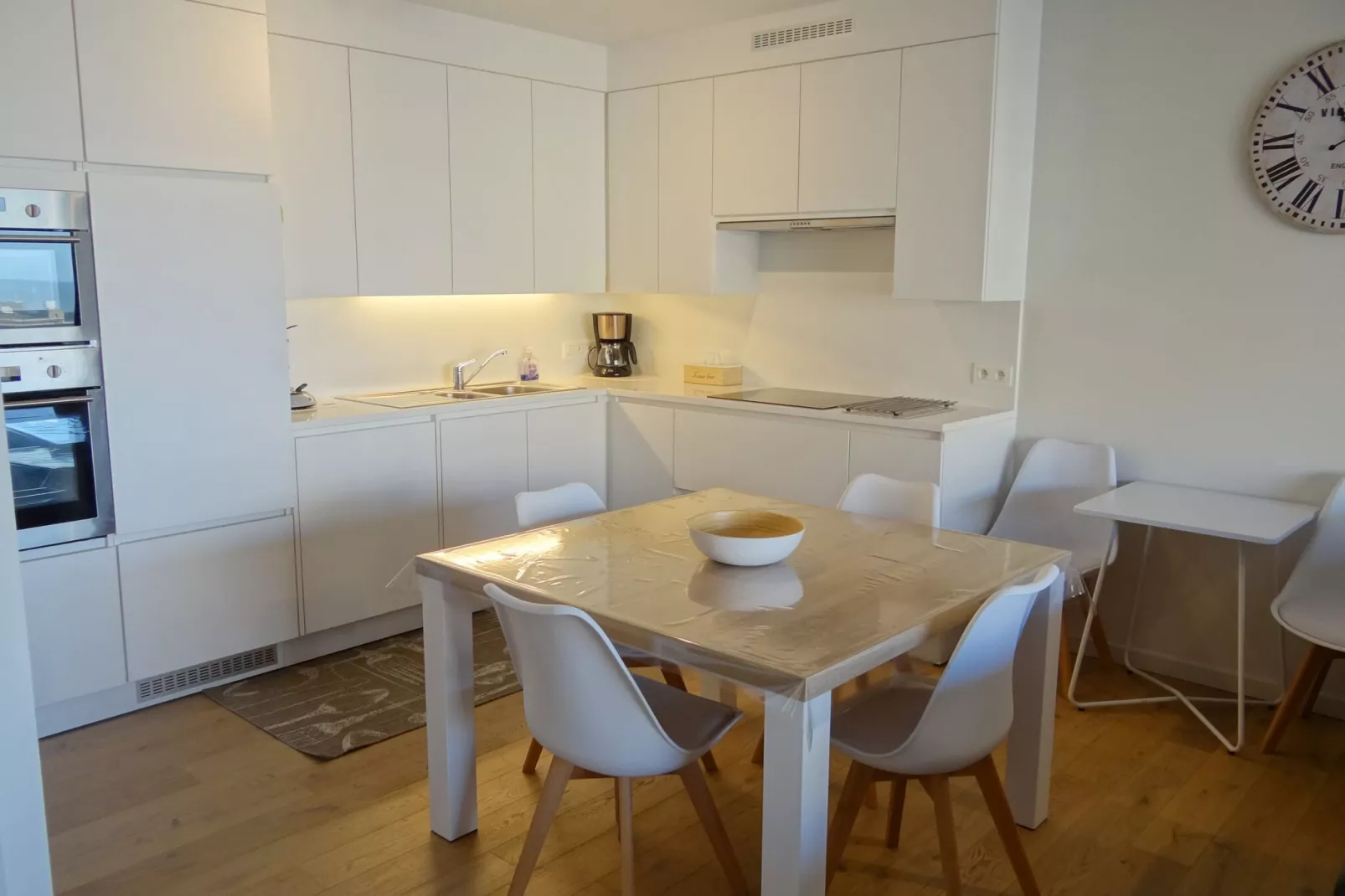 WIELINGERBANK E 404-Kitchen