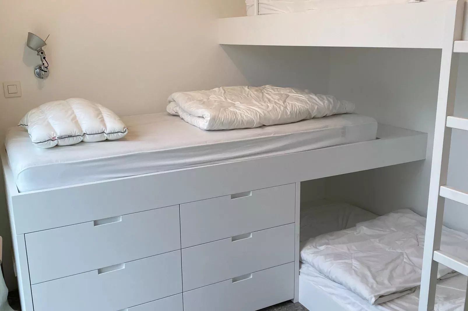 BLANCO GV01GAR-Bedroom