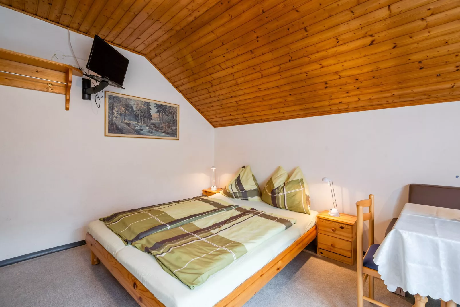 Apartment Tröpolach OG-Schlafzimmer