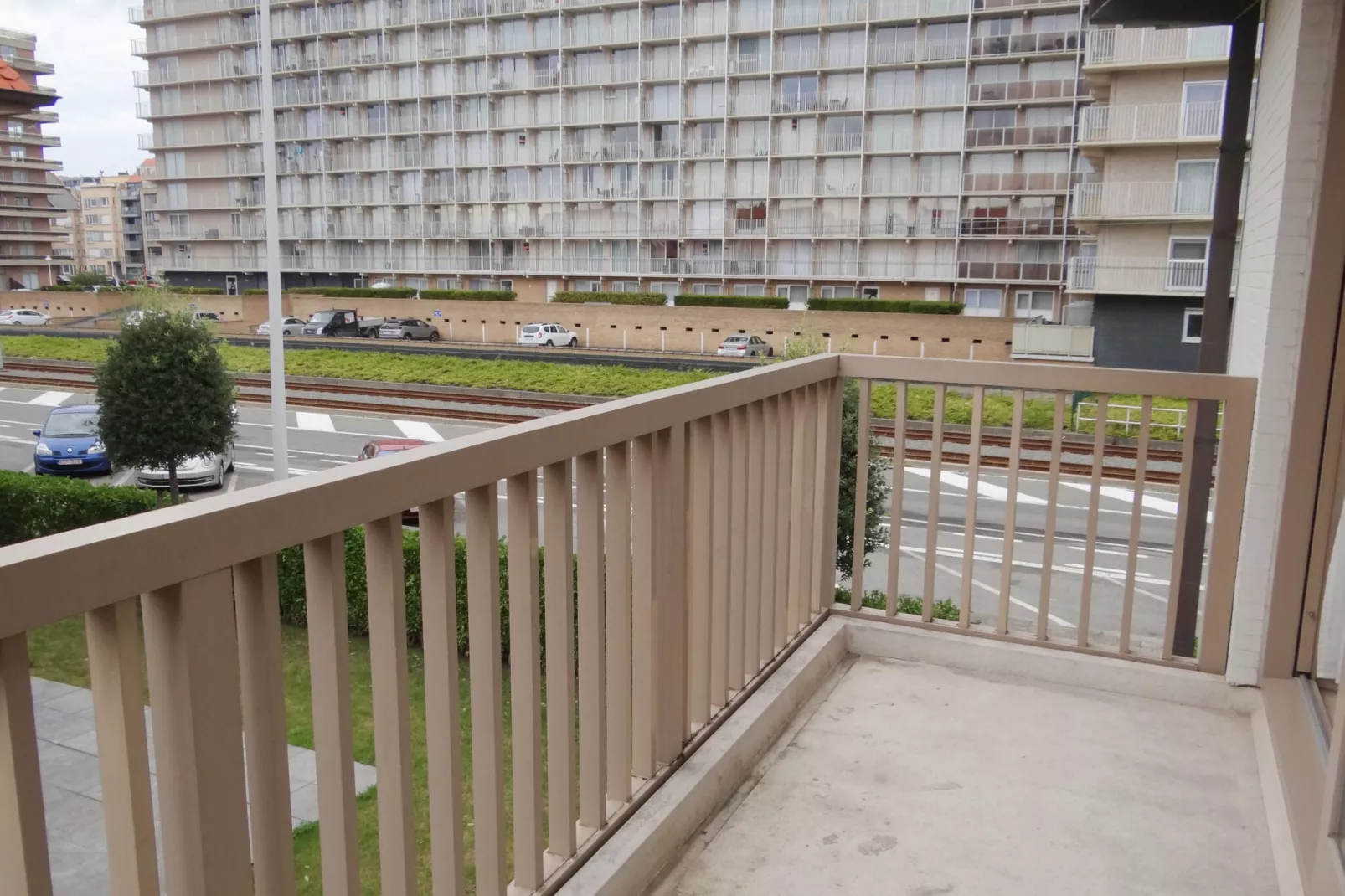 LENTE 0105GAR-Terrace balcony
