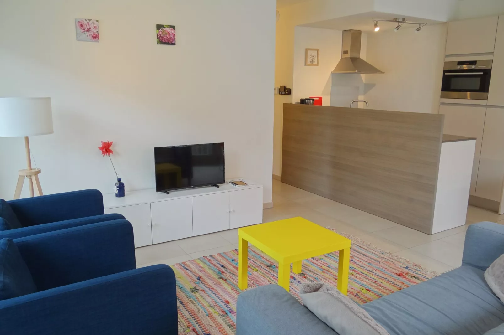 LENTE 0105GAR-Living room
