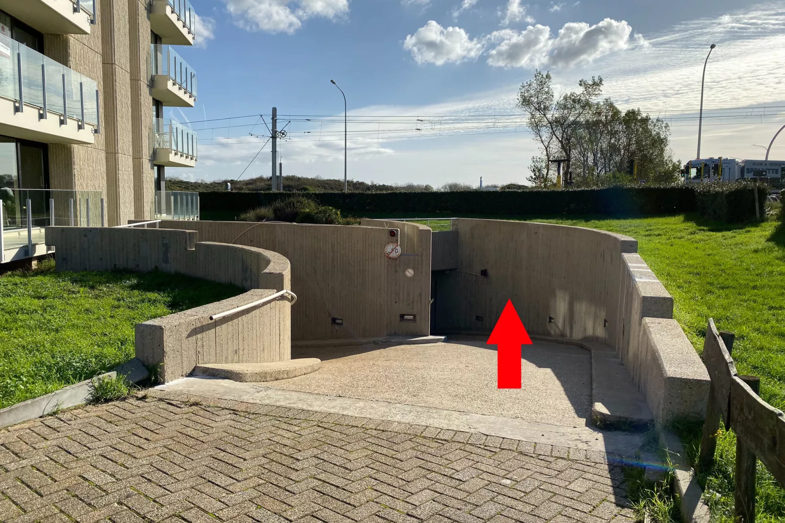 NEREIDEN A 176/0204GAR-Facilities