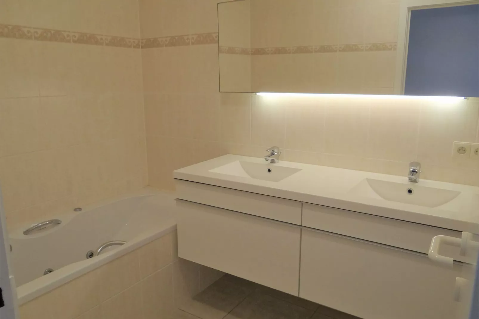 ZEEZICHT FASE 2 0604-Bathroom