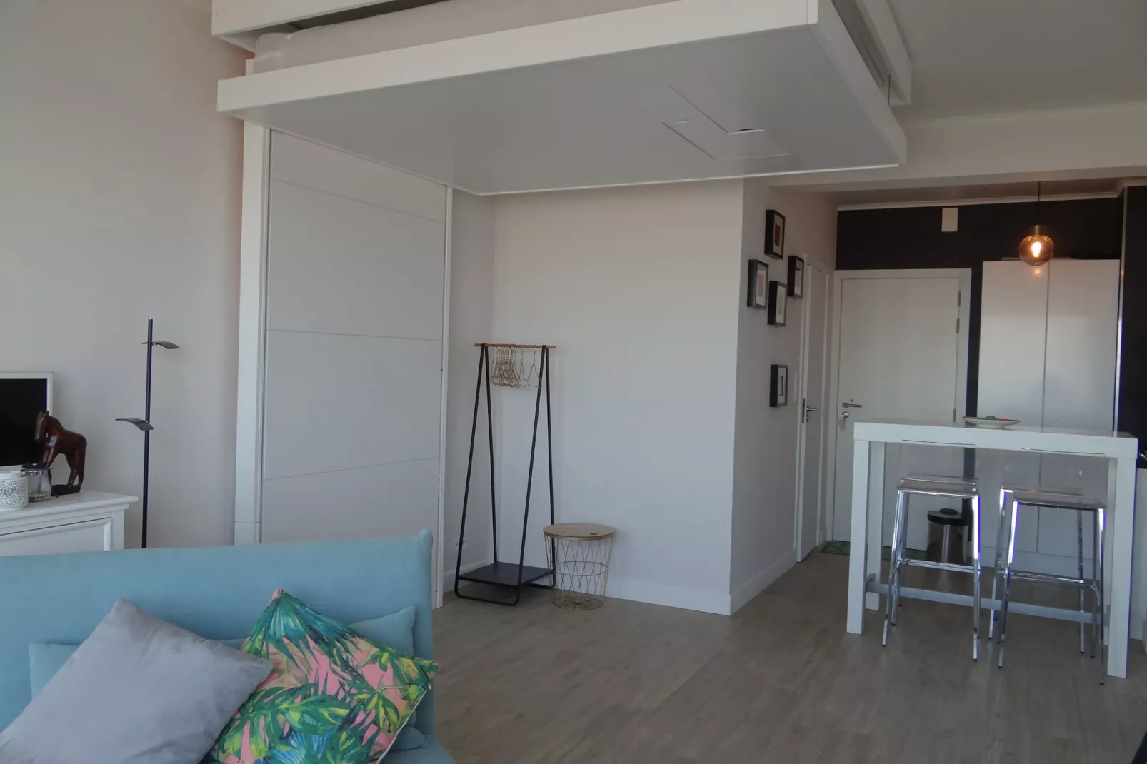 SANTA CRUZ 802-Living room