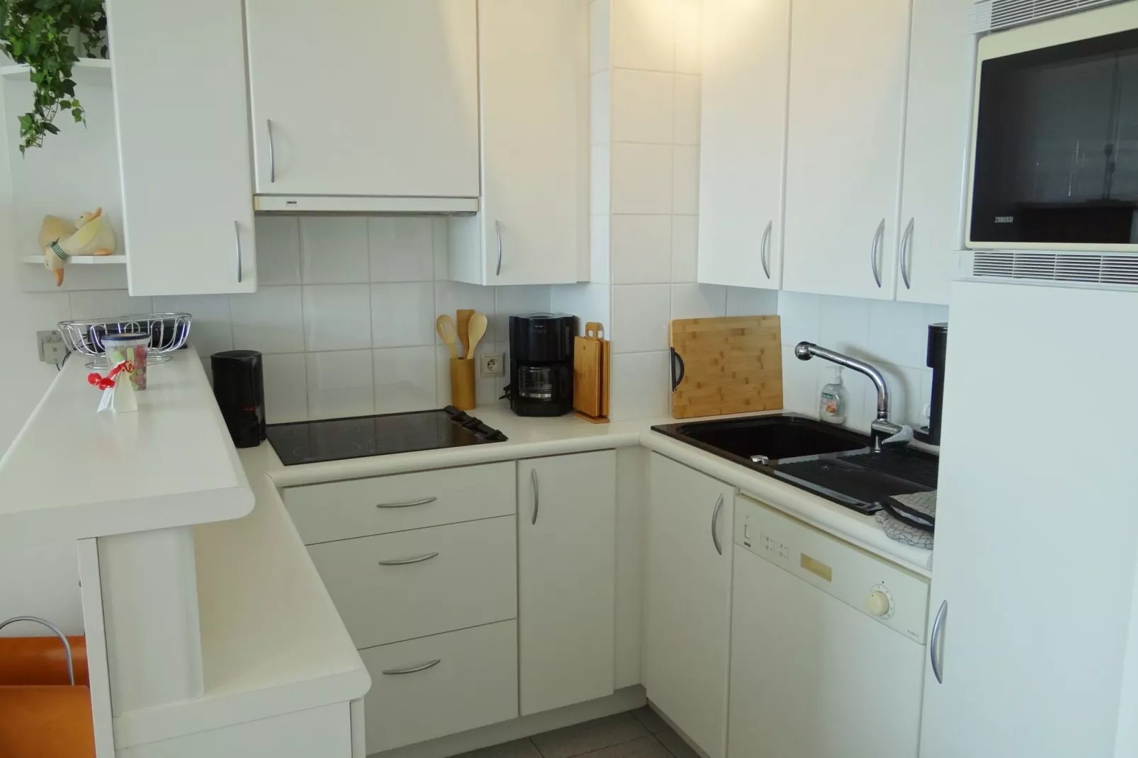 PANORAMA C2 D505-Kitchen