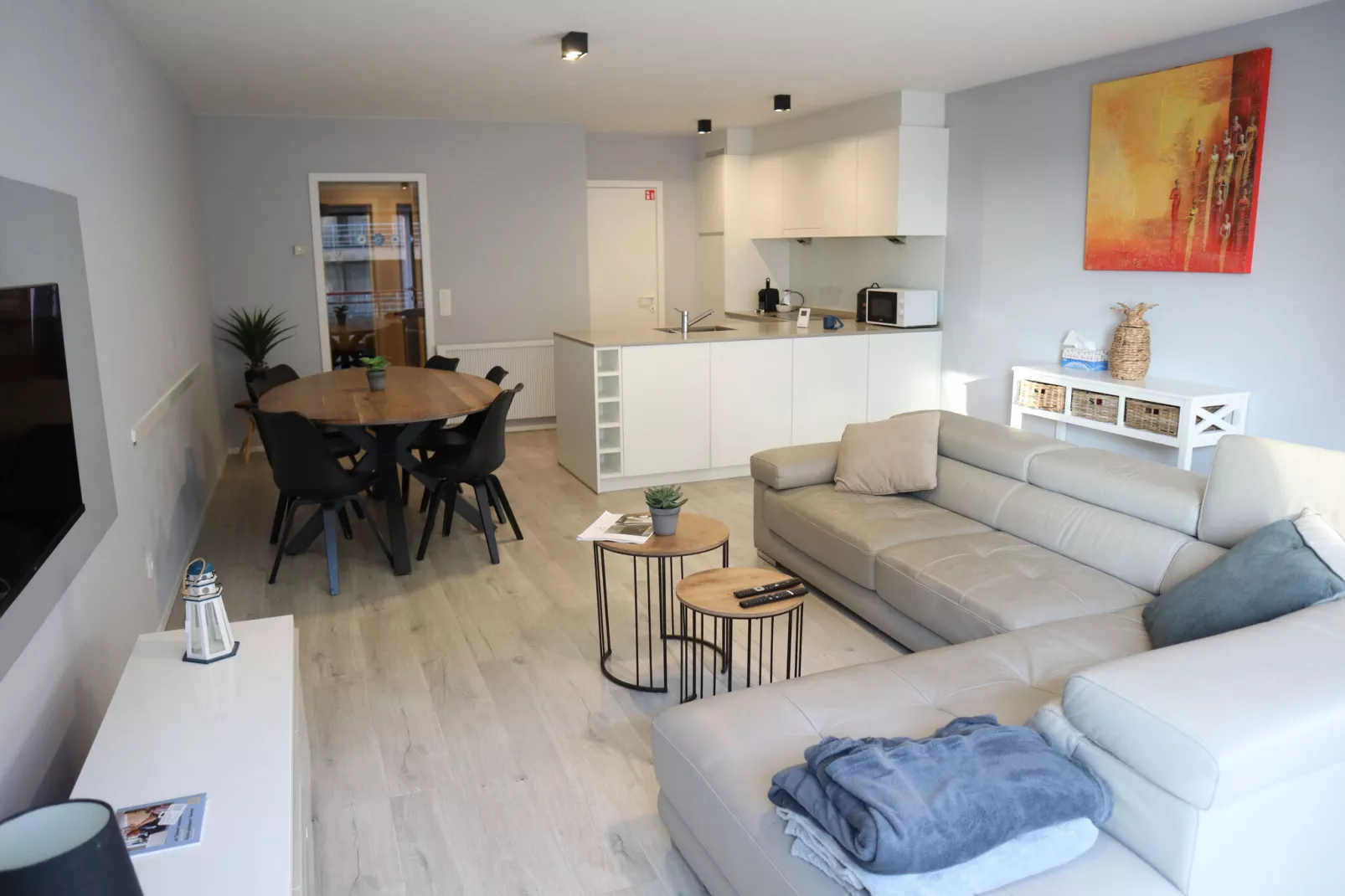 CAP SUD I 0102GAR-Living room