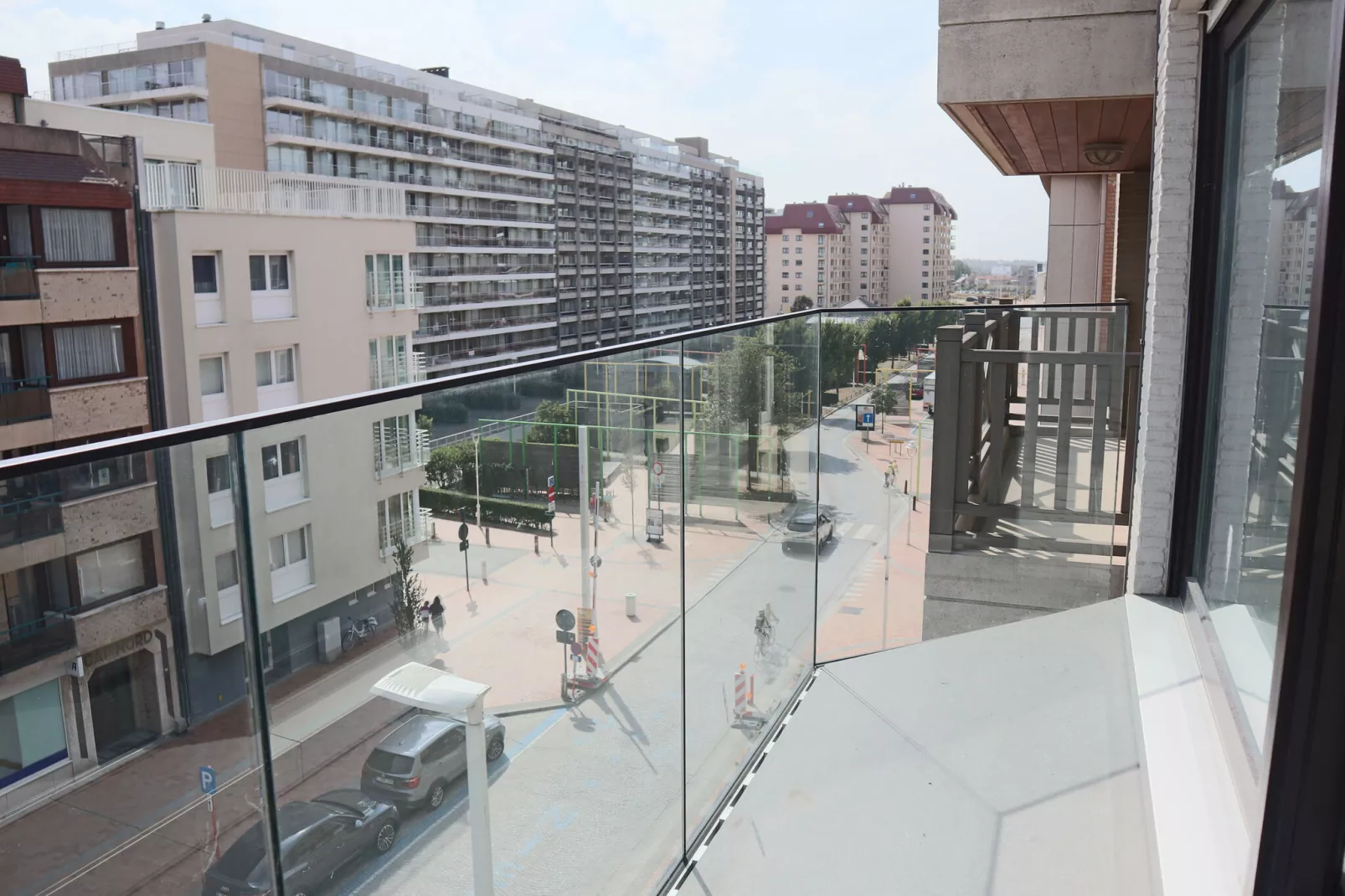 AMBASSADE C-Terrace balcony
