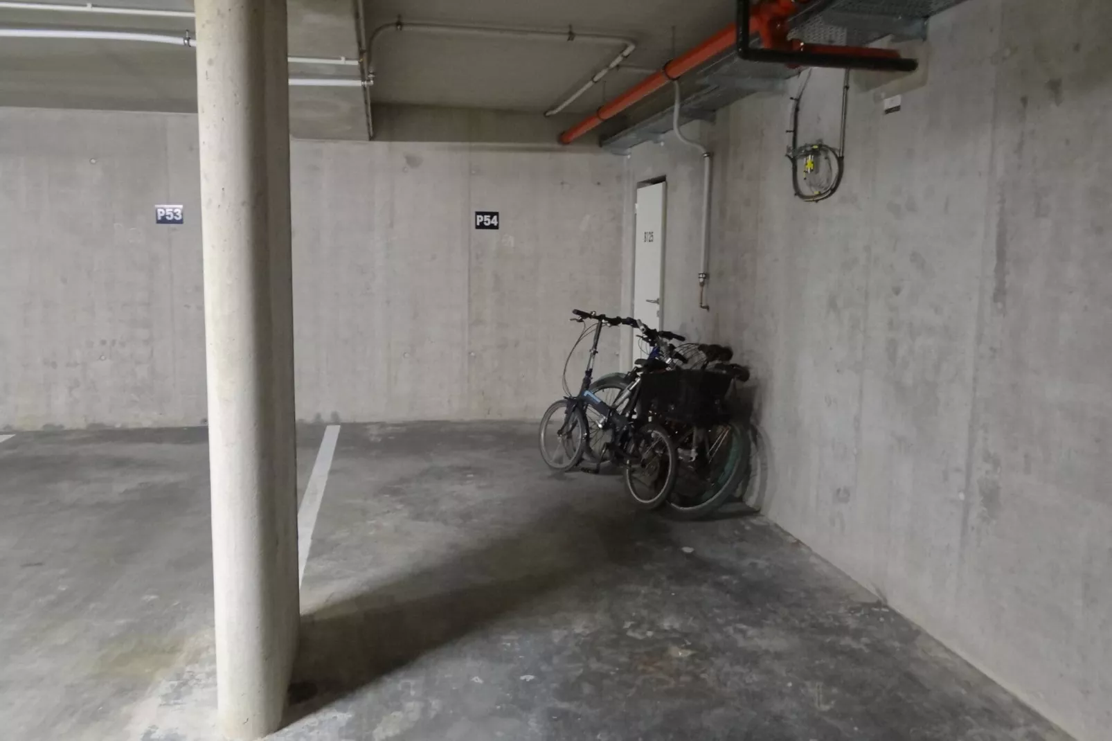 WATERFRONT 83A/0006PK-Facilities