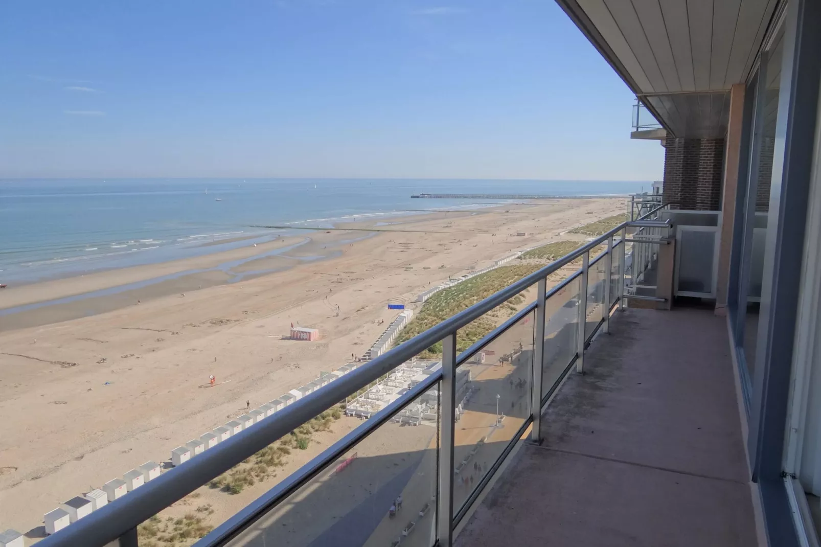 SCORPIO BI 1402GAR-Terrace balcony