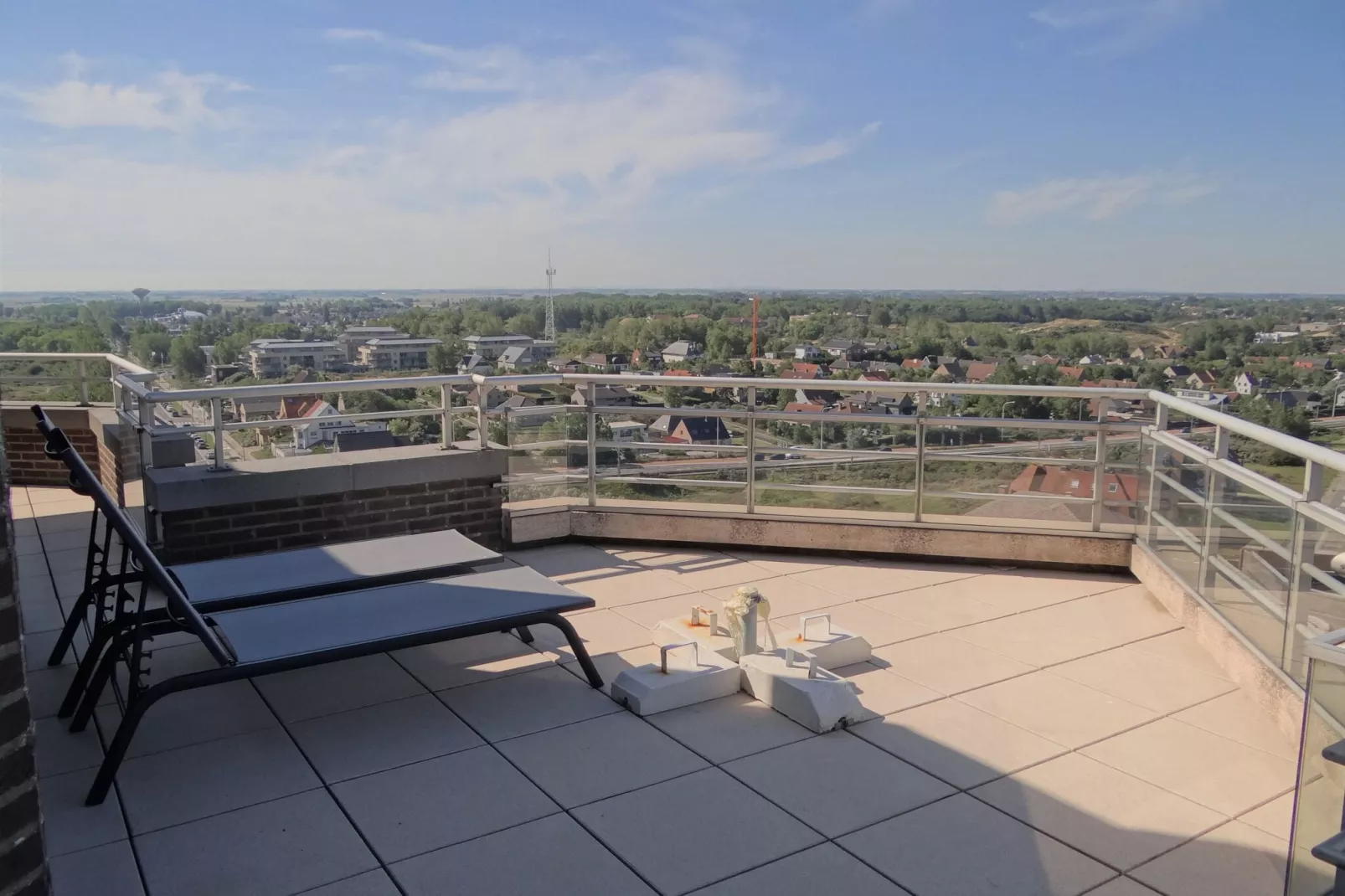 SCORPIO BI 1402GAR-Terrace balcony