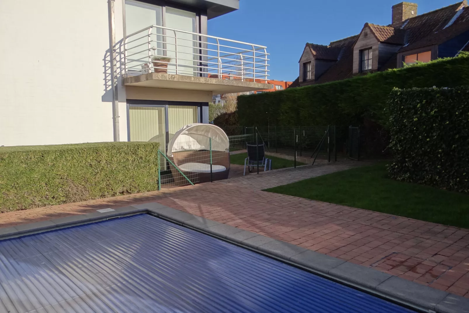 NEO PORTUS V 0001PK-Pool