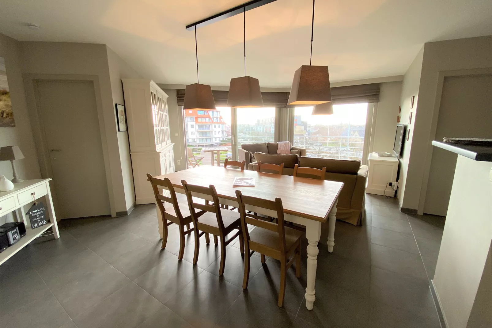 ZONNEHAVEN III 64B/0204G-LIFT I-Dining room