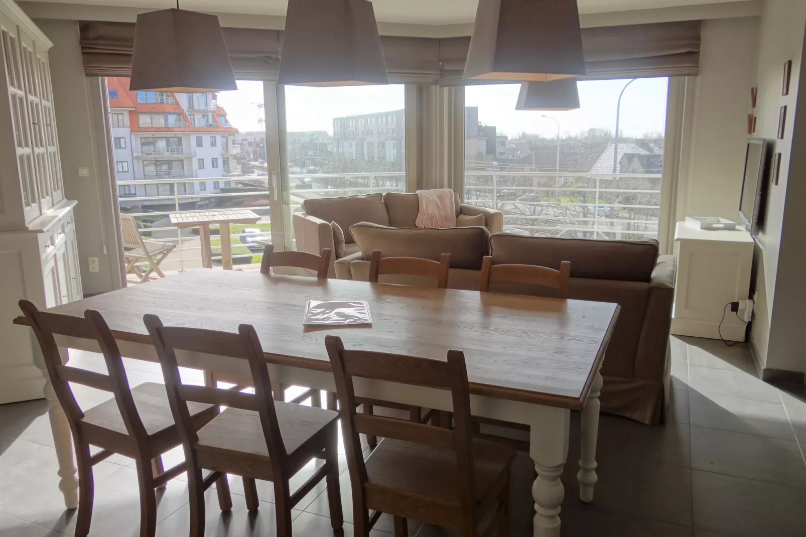 ZONNEHAVEN III 64B/0204G-LIFT I-Dining room