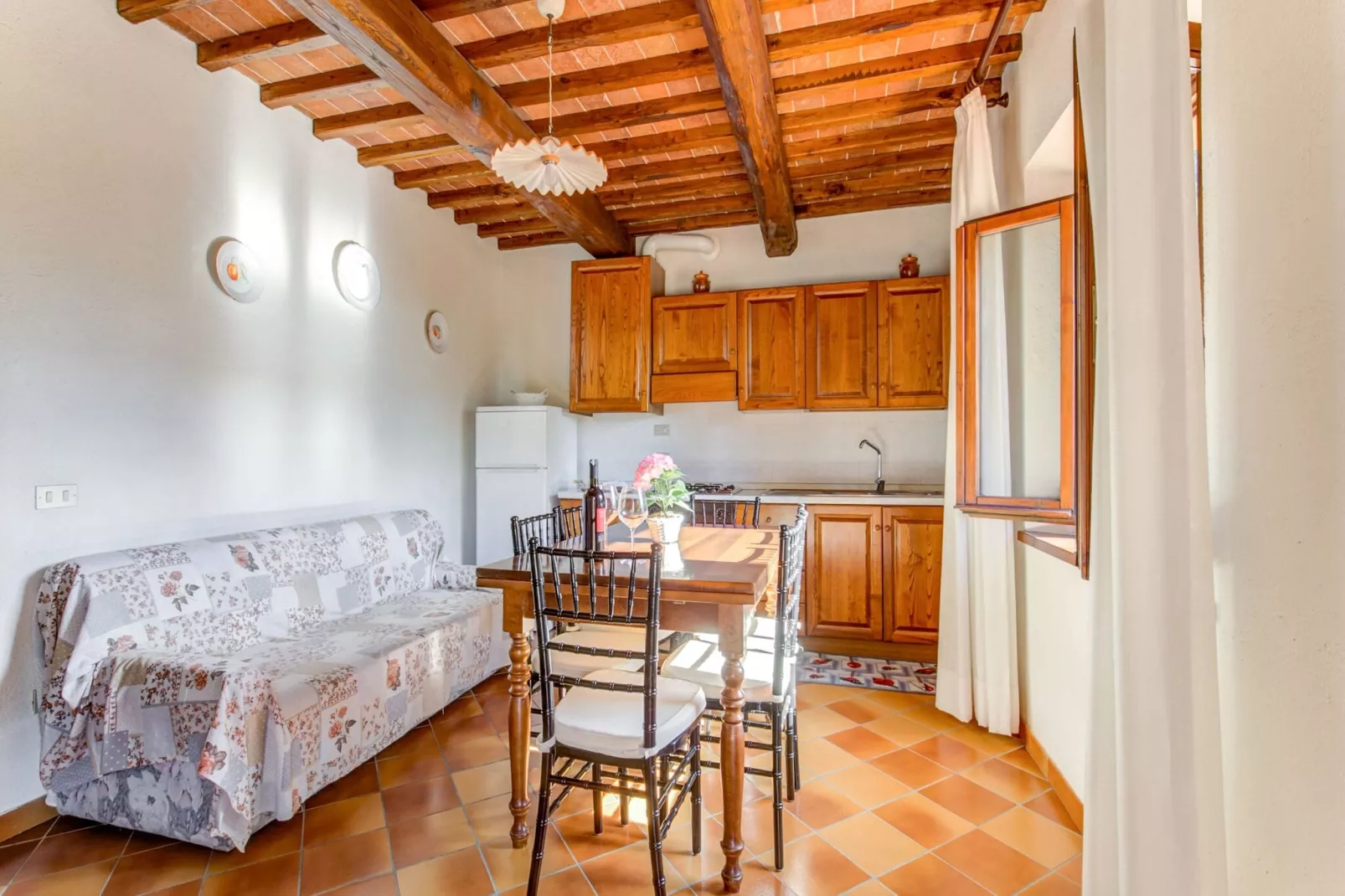 Casanova apt 3-Dining room