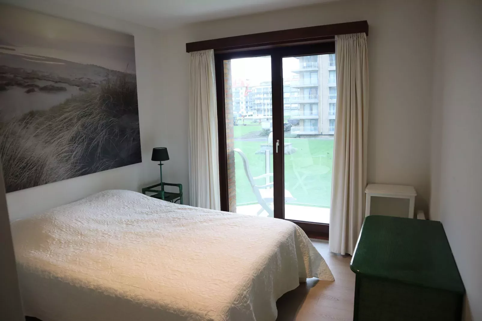 DEN OEVER V 108-Bedroom