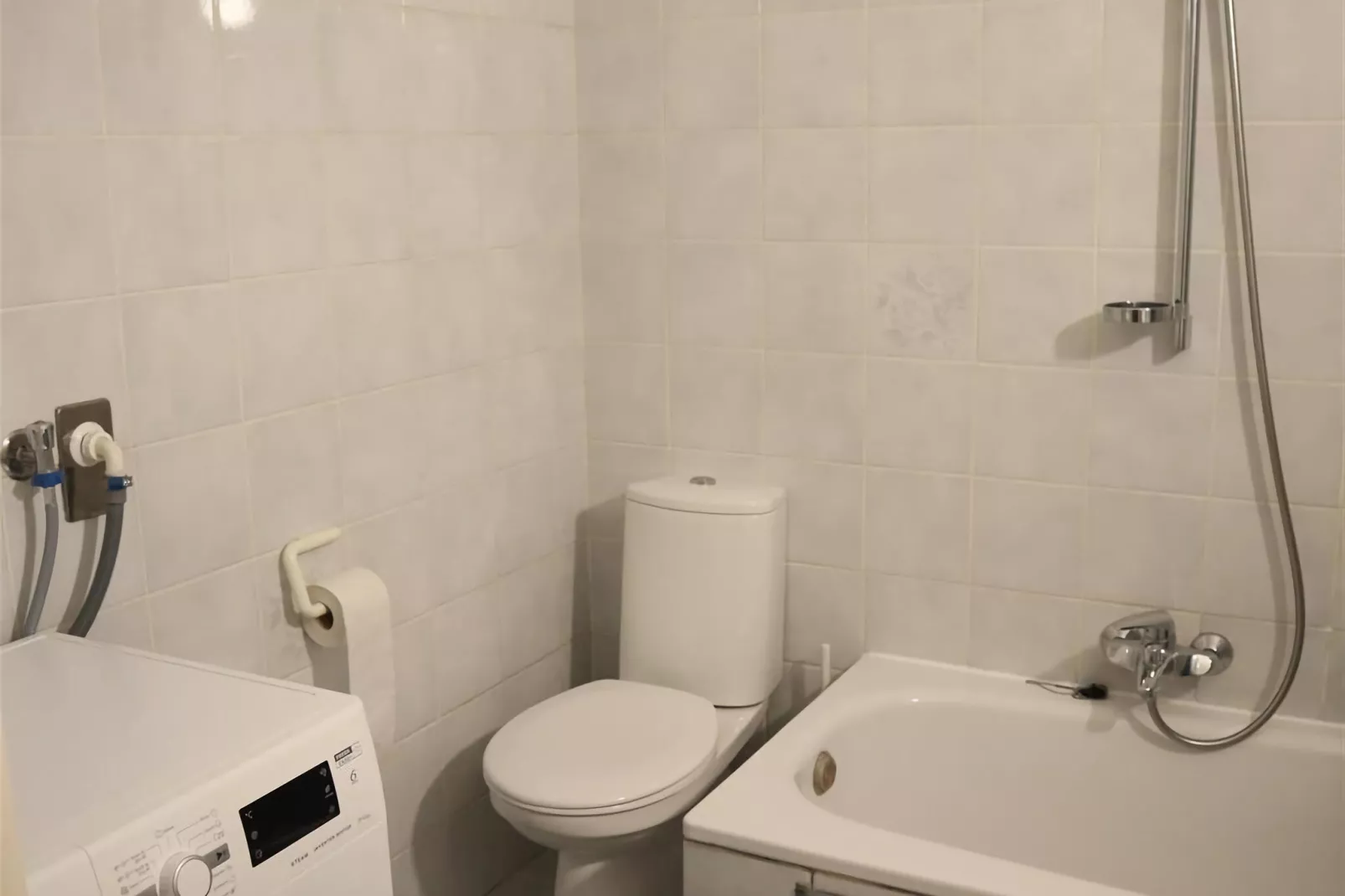 DEN OEVER V 108-Bathroom