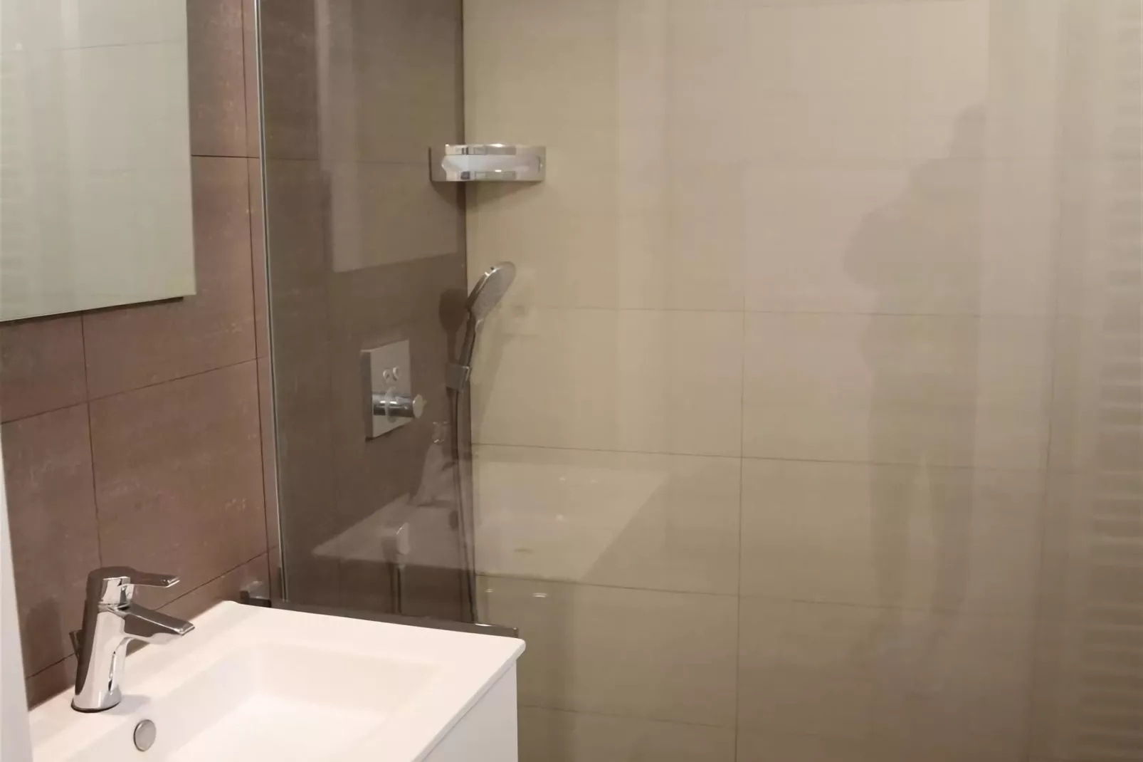 REMBRANDT 301-Bathroom