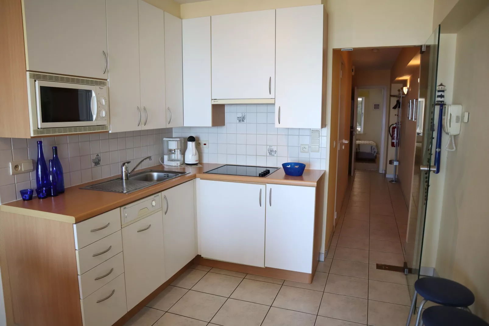 GOUNOD 201-Kitchen