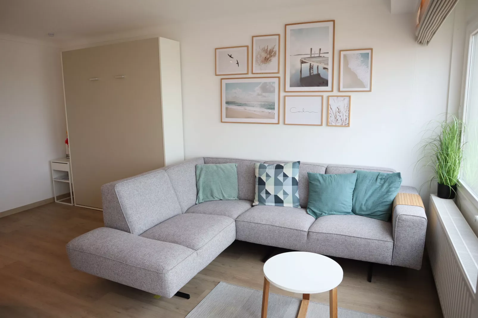 RIVA BELLA 102-Living room