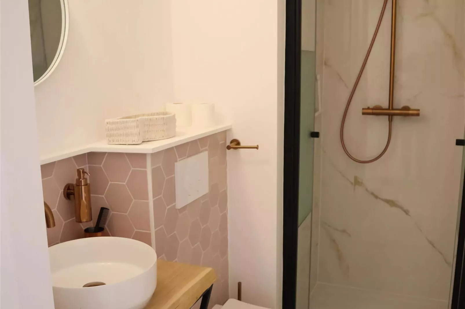 RIVA BELLA 102-Bathroom