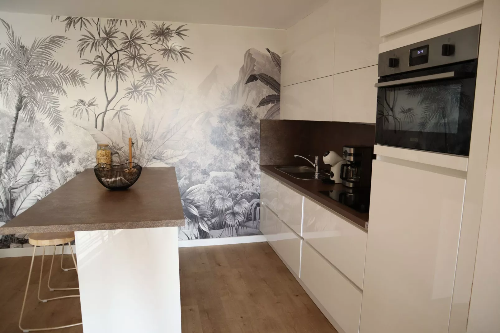 APOLLO V 602-Kitchen