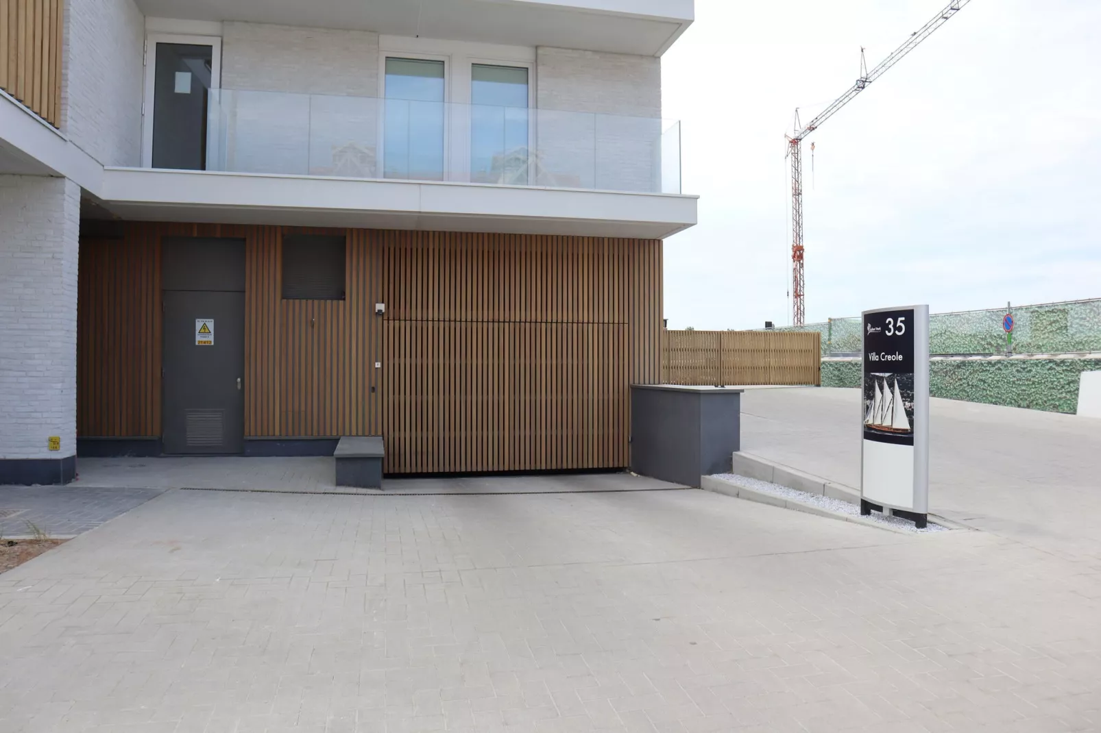 ZEPHIR 25/0104GAR-Exterior summer