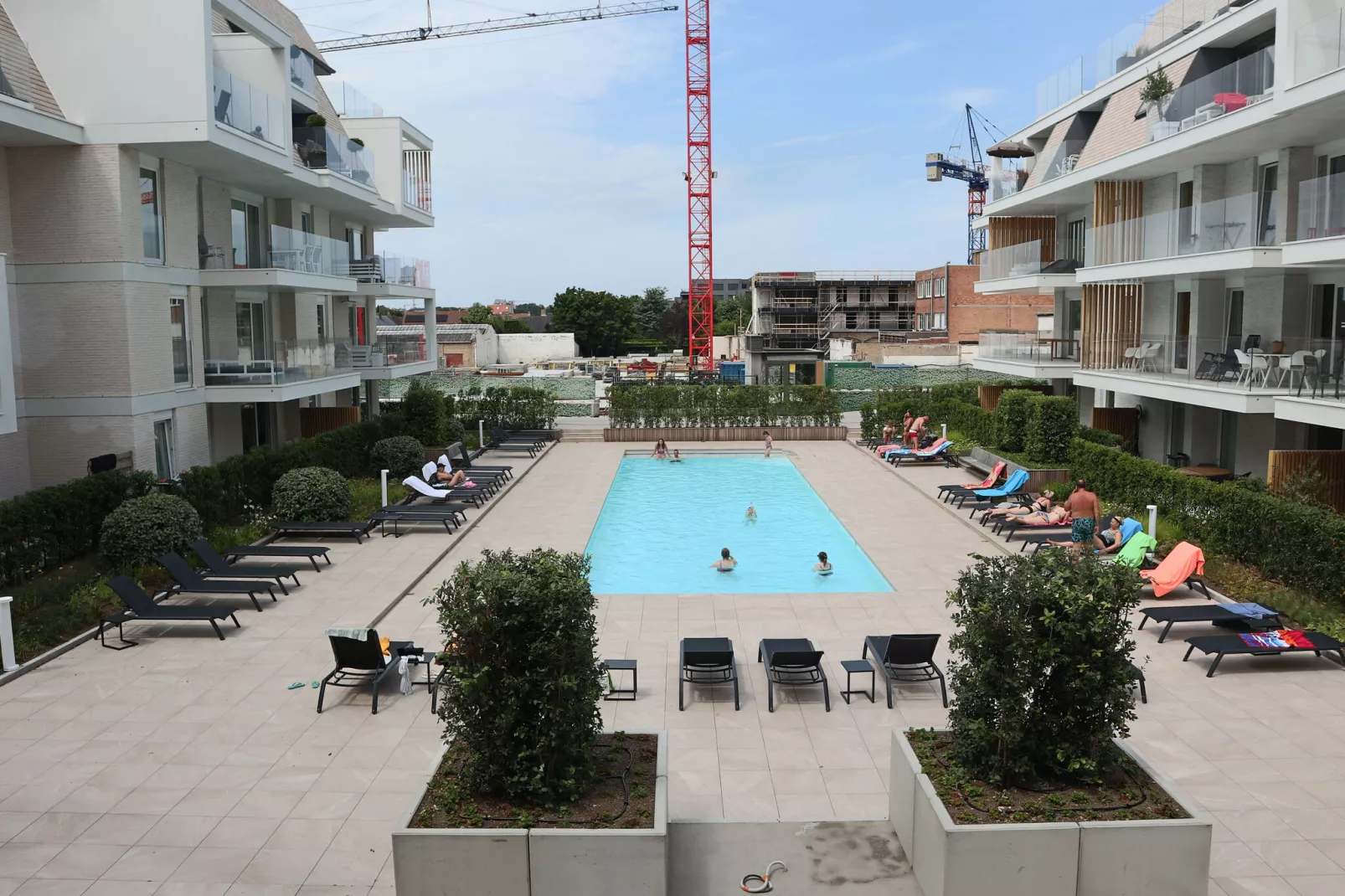 ZEPHIR 25/0104GAR-Pool