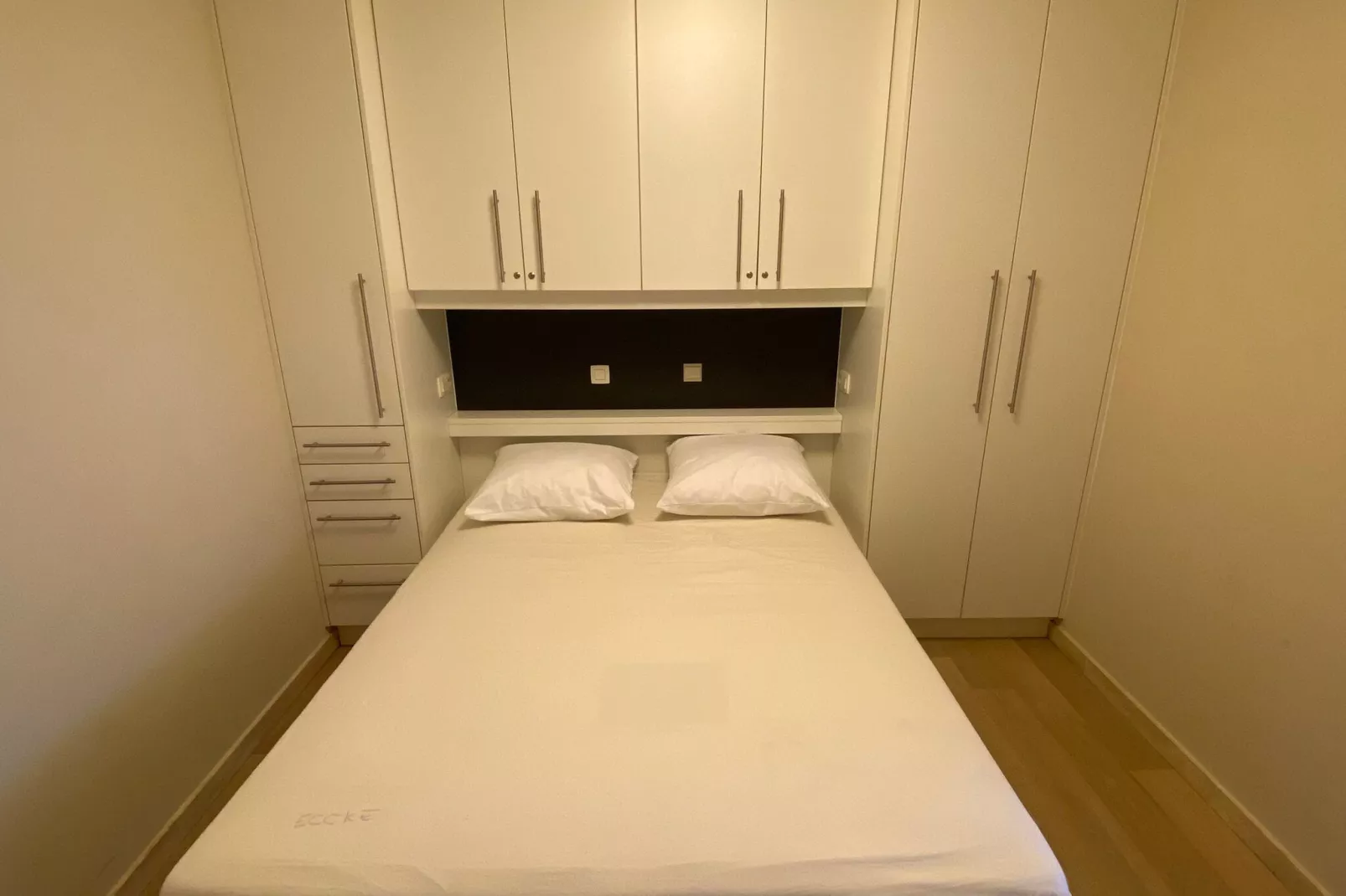 SCORPIO B-Bedroom