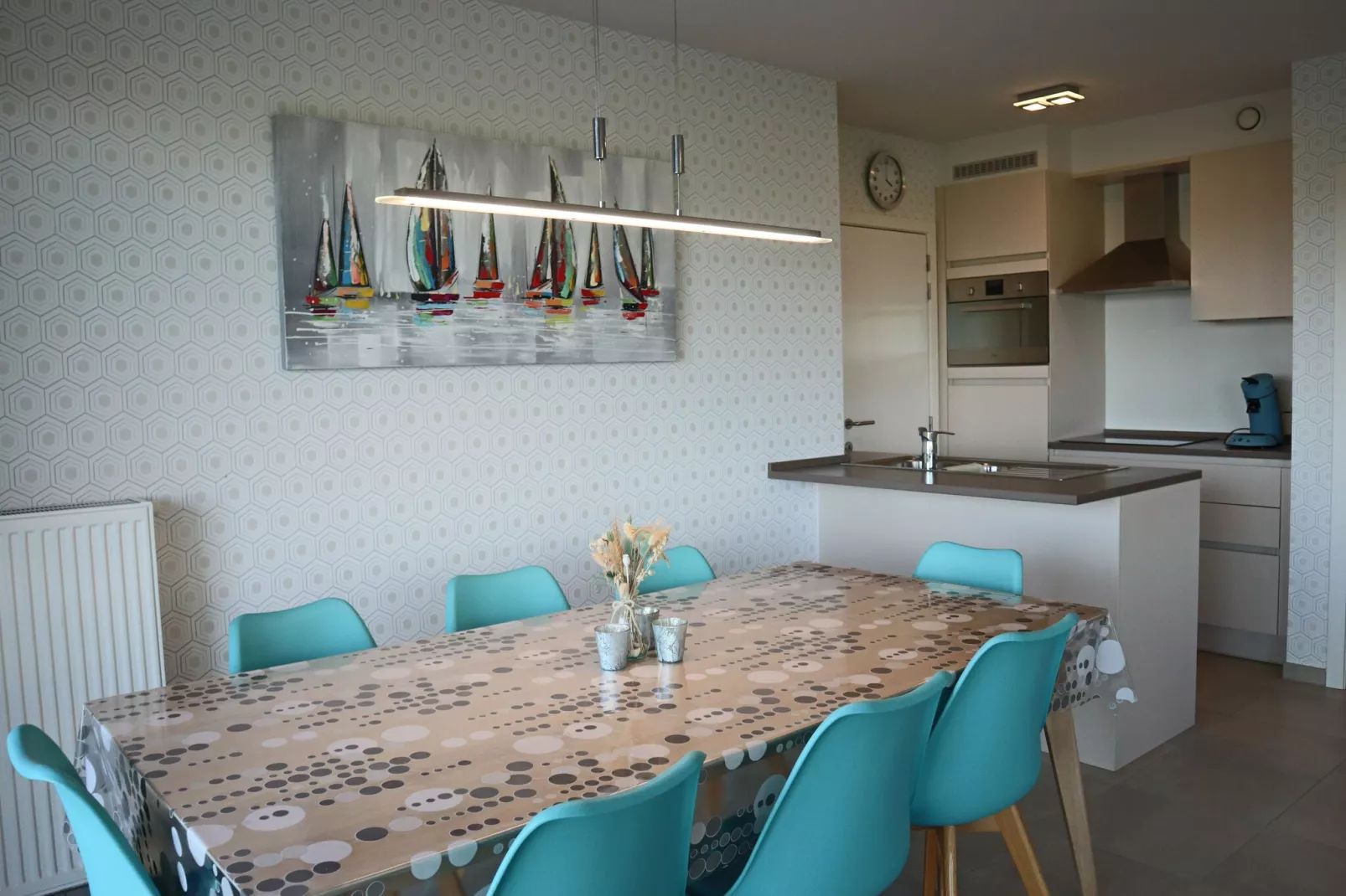 AELLO 105-Dining room
