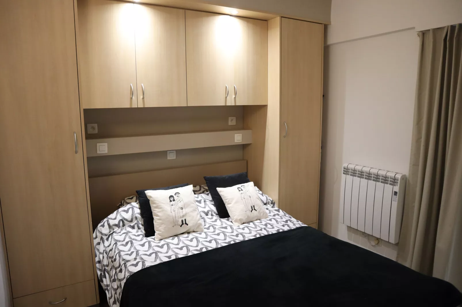 ZONNESTRAAL B 101-Schlafzimmer