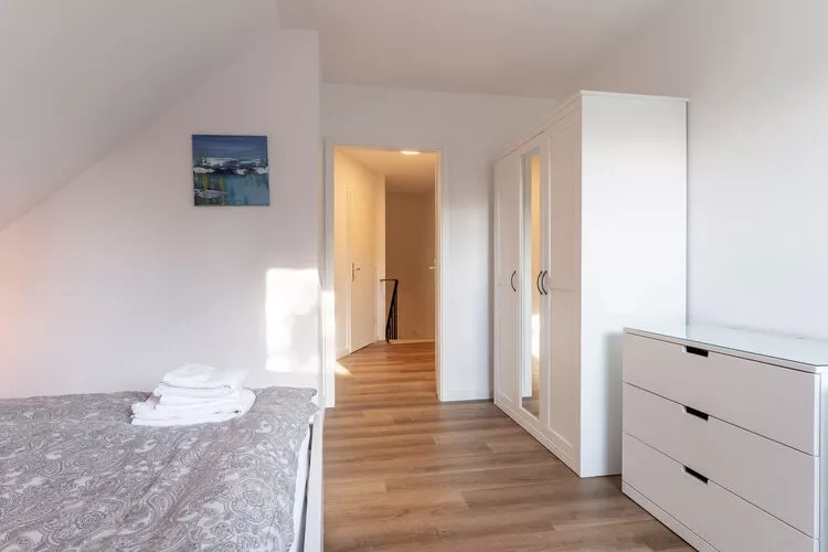 DHH June-Bedroom