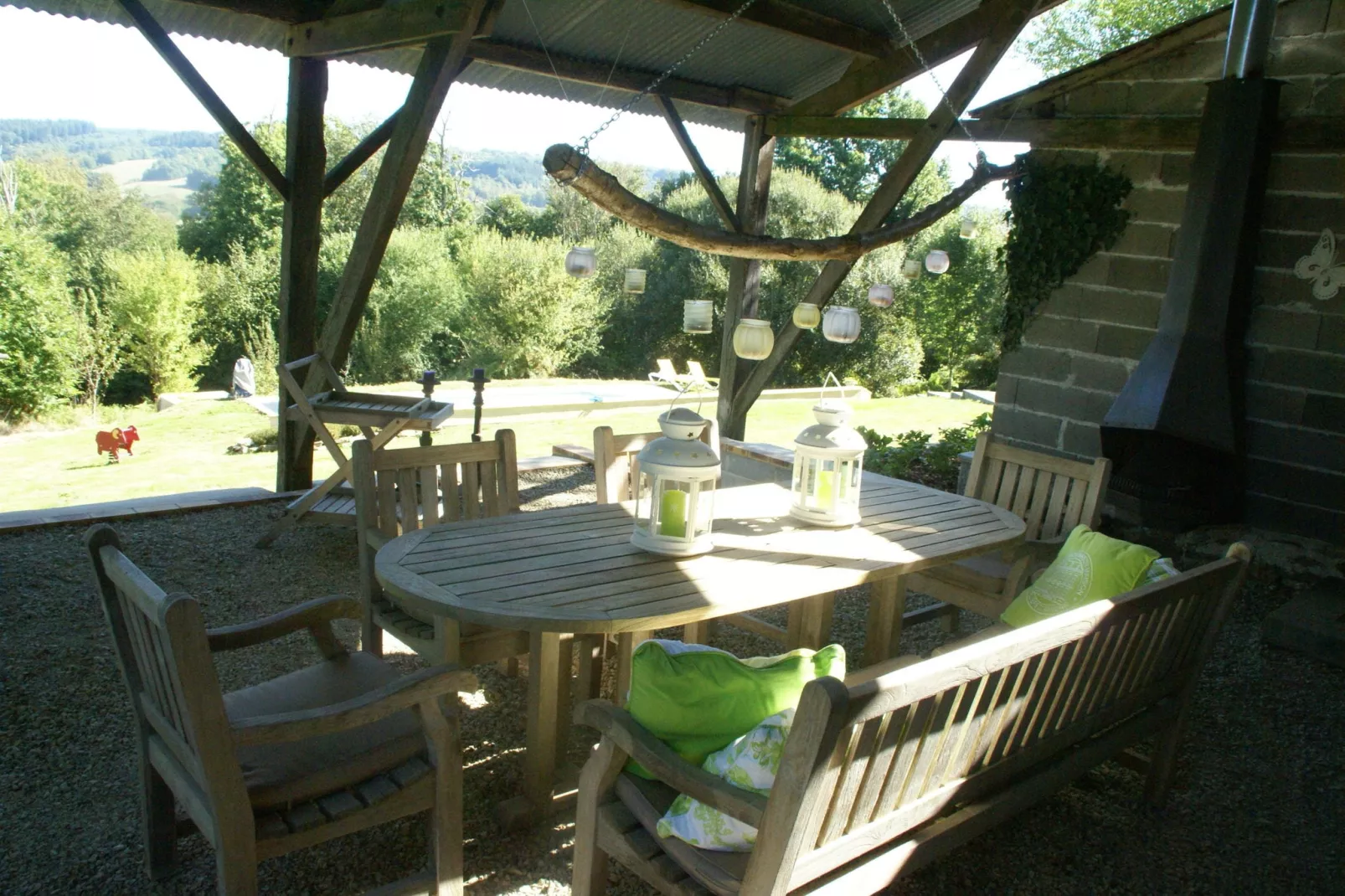 Maison de vacances Sussac-Gardens summer