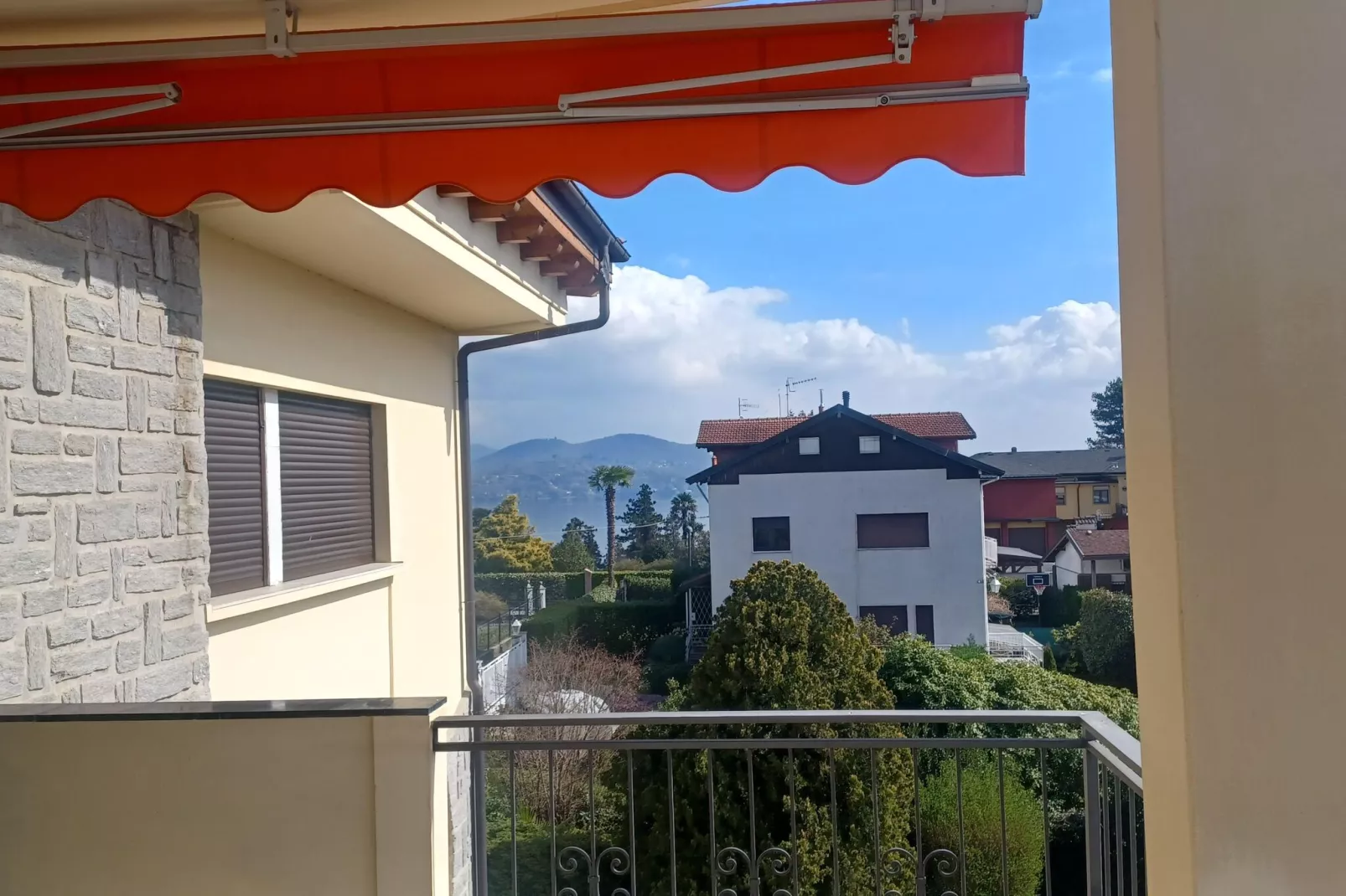 Castagnola-Terrace balcony