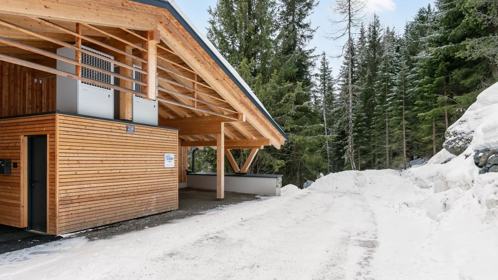 Vista Lodge-Exterior winter
