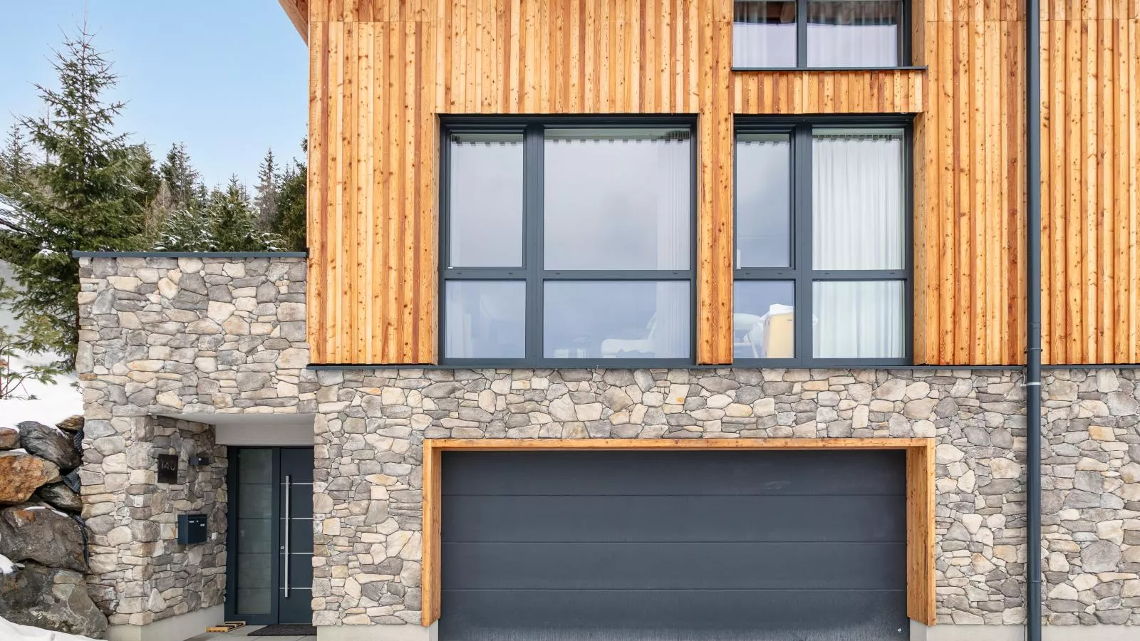 Turrach Lodge-Exterior winter