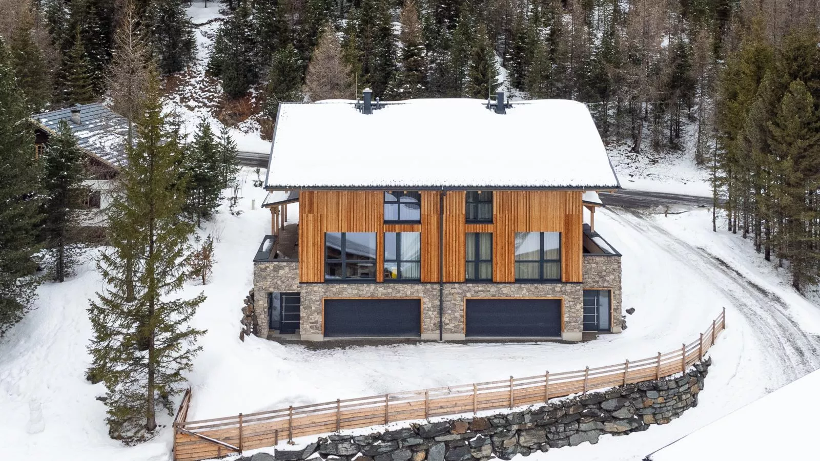 Turrach Lodge-Exterior winter