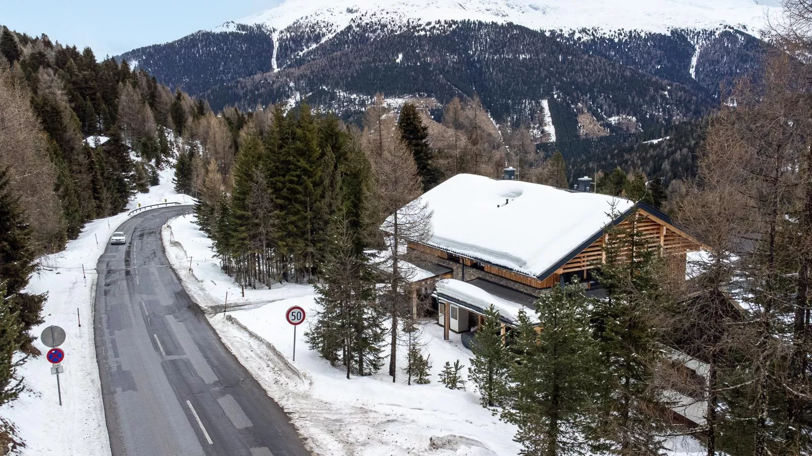 Turrach Lodge-Exterior winter