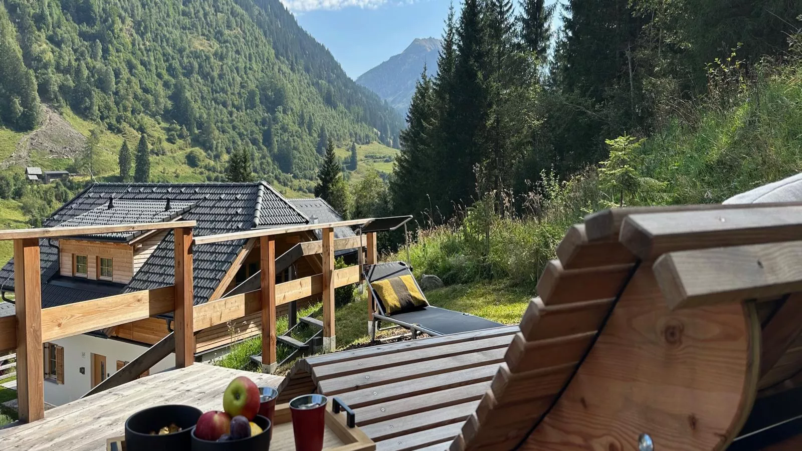 Chalet Hirschblick-Terrace balcony