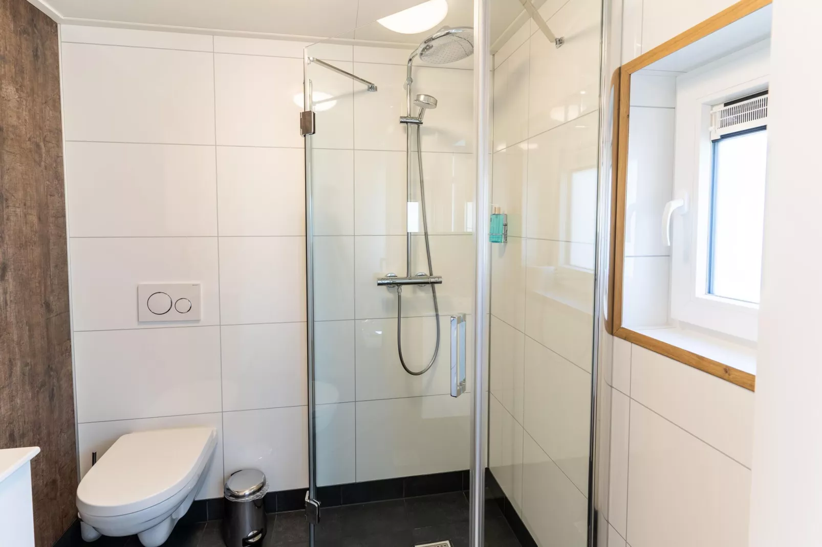 't Landgoed Baars 1-Bathroom