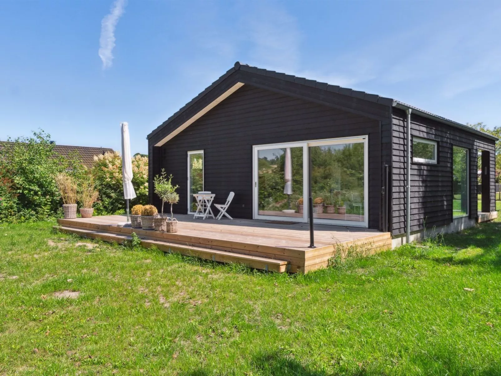 "Sys" - 150m from the sea-Inside