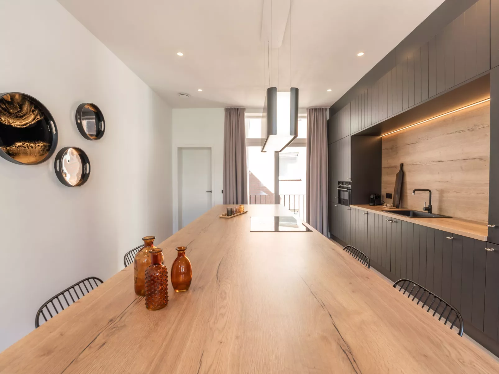 Historical and spacious "La Tourelle II"-Inside