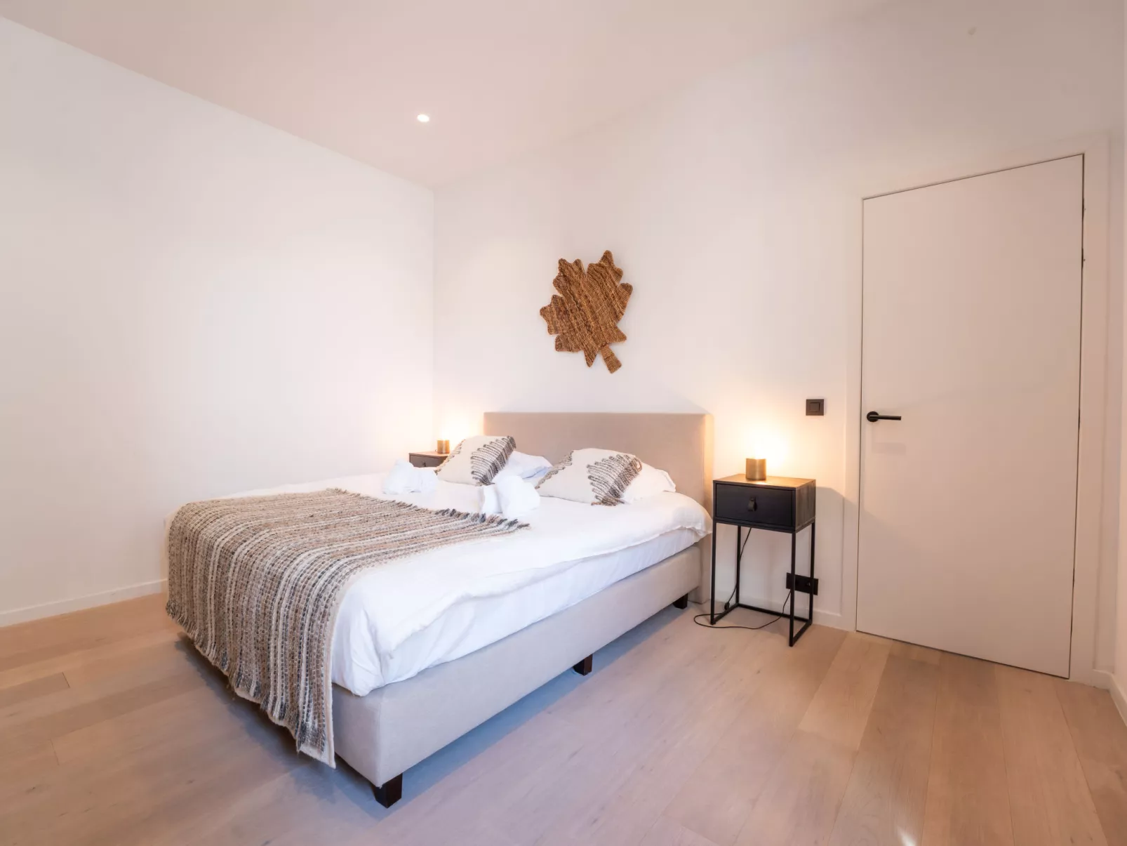Historical and spacious "La Tourelle II"-Inside